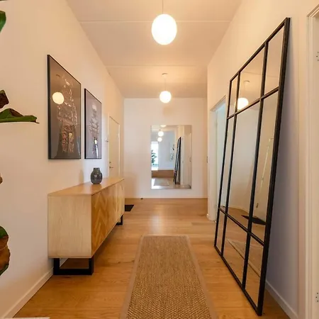 Modern Penthouse With Rooftop In Enghave Brygge
